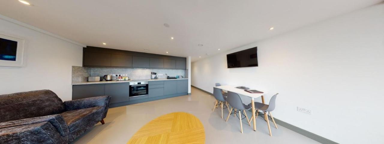 2 The View Apartments Ilfracombe - Seafront, Parking, Lift, Ev Экстерьер фото